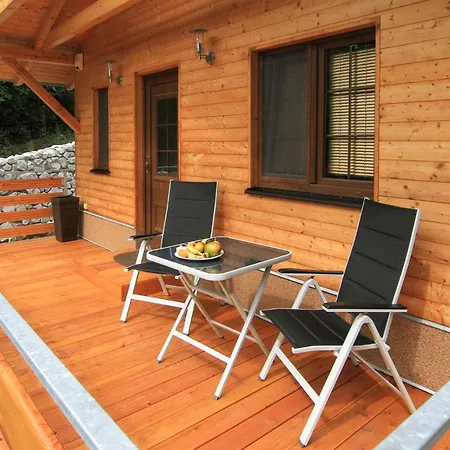 One Bedroom Holiday In * Bečov nad Teplou