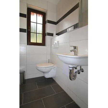 One Bedroom Holiday In Bečov nad Teplou